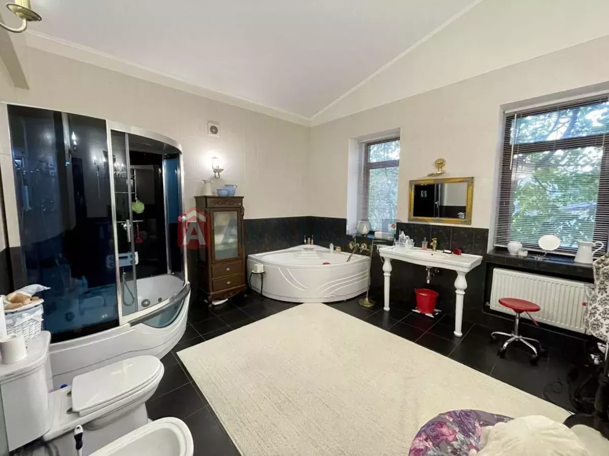 Будинок, 240 кв.м. фото 9 Будинок, 240 кв.м. фото 9