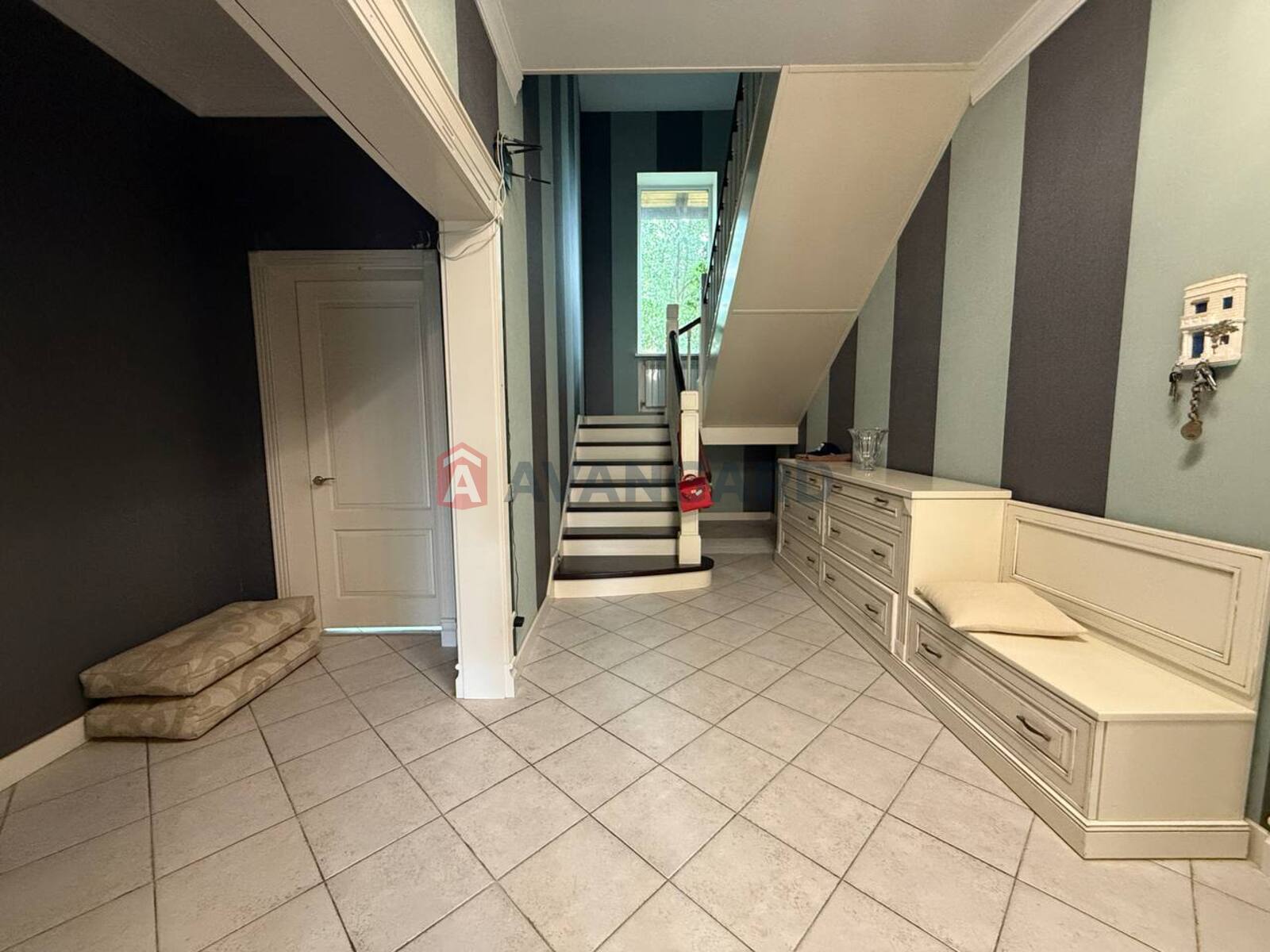 Будинок, 280 кв.м. фото 15 Будинок, 280 кв.м. фото 15