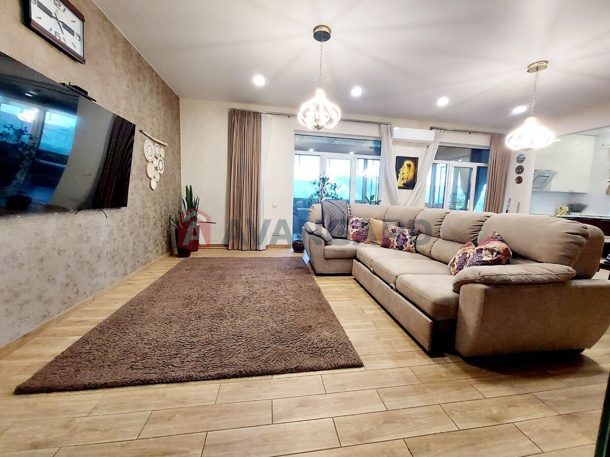 Будинок, 260 кв.м. фото 4 Будинок, 260 кв.м. фото 4