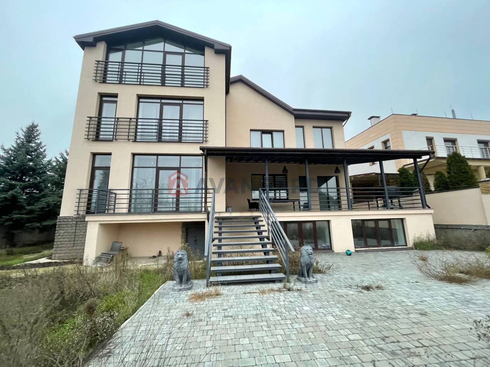 Будинок, 406 кв.м. фото 1 Будинок, 406 кв.м. фото 1