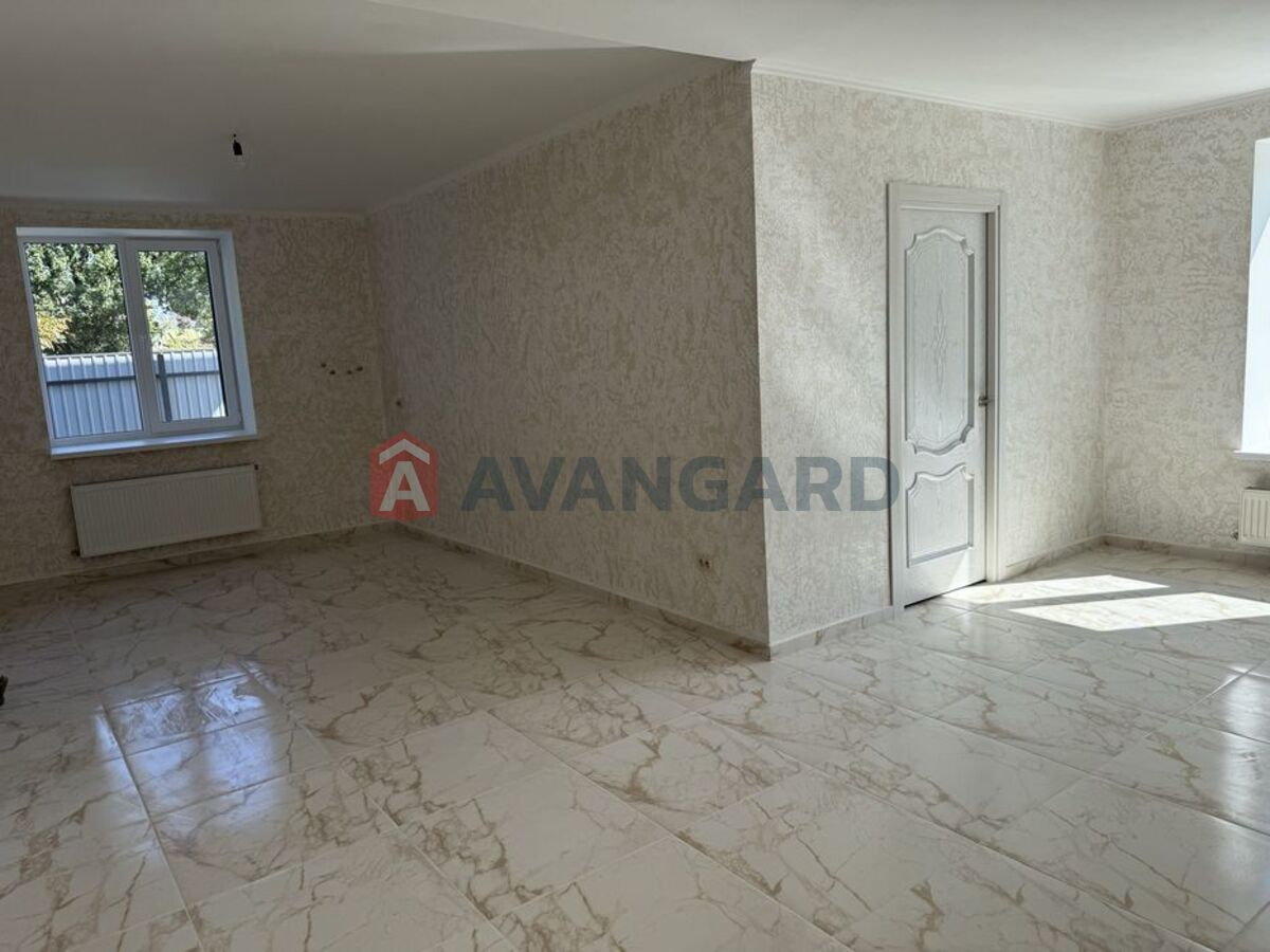 Будинок, 140 кв.м. фото 1 Будинок, 140 кв.м. фото 1