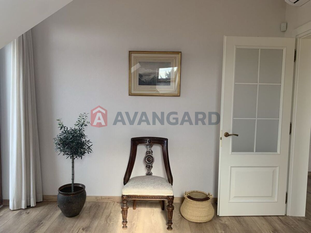 Будинок, 180 кв.м. фото 1 Будинок, 180 кв.м. фото 1