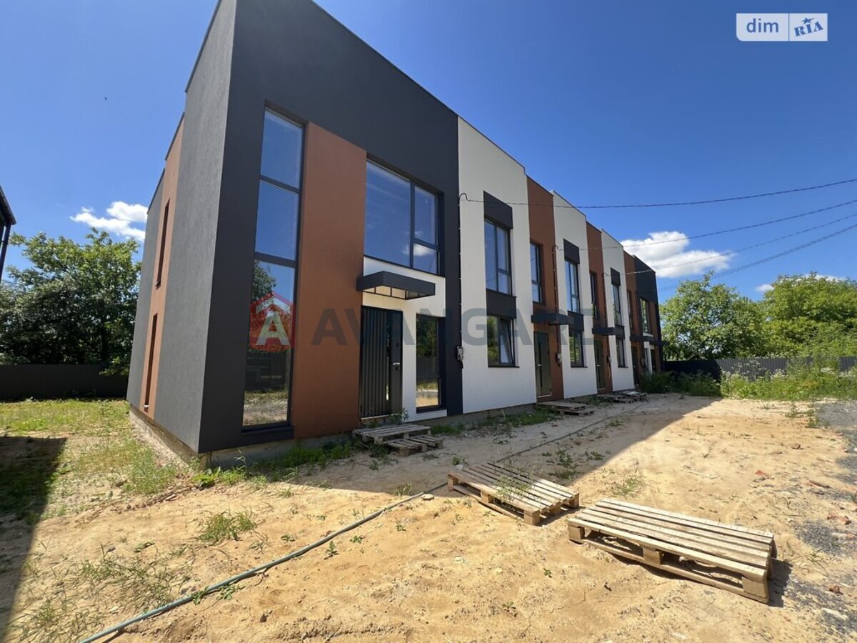 Таунхаус, 90 кв.м. фото 1 Таунхаус, 90 кв.м. фото 1