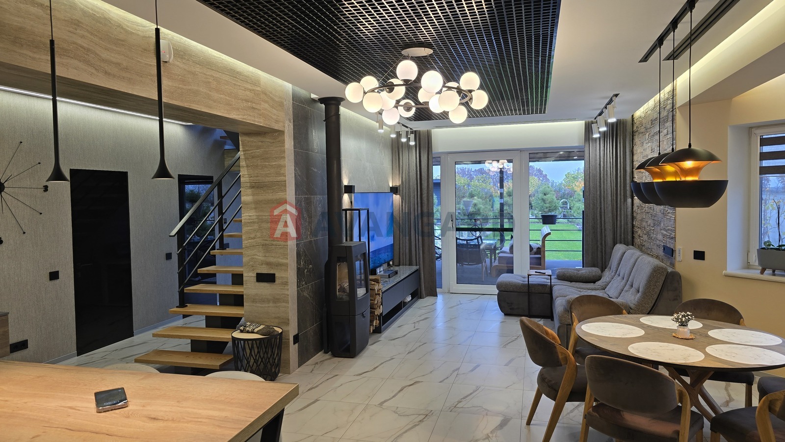 Будинок, 205 кв.м. фото 11 Будинок, 205 кв.м. фото 11