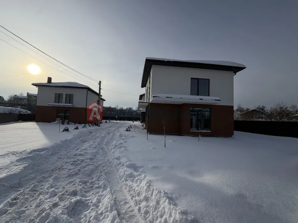 Таунхаус, 107 кв.м. фото 3 Таунхаус, 107 кв.м. фото 3