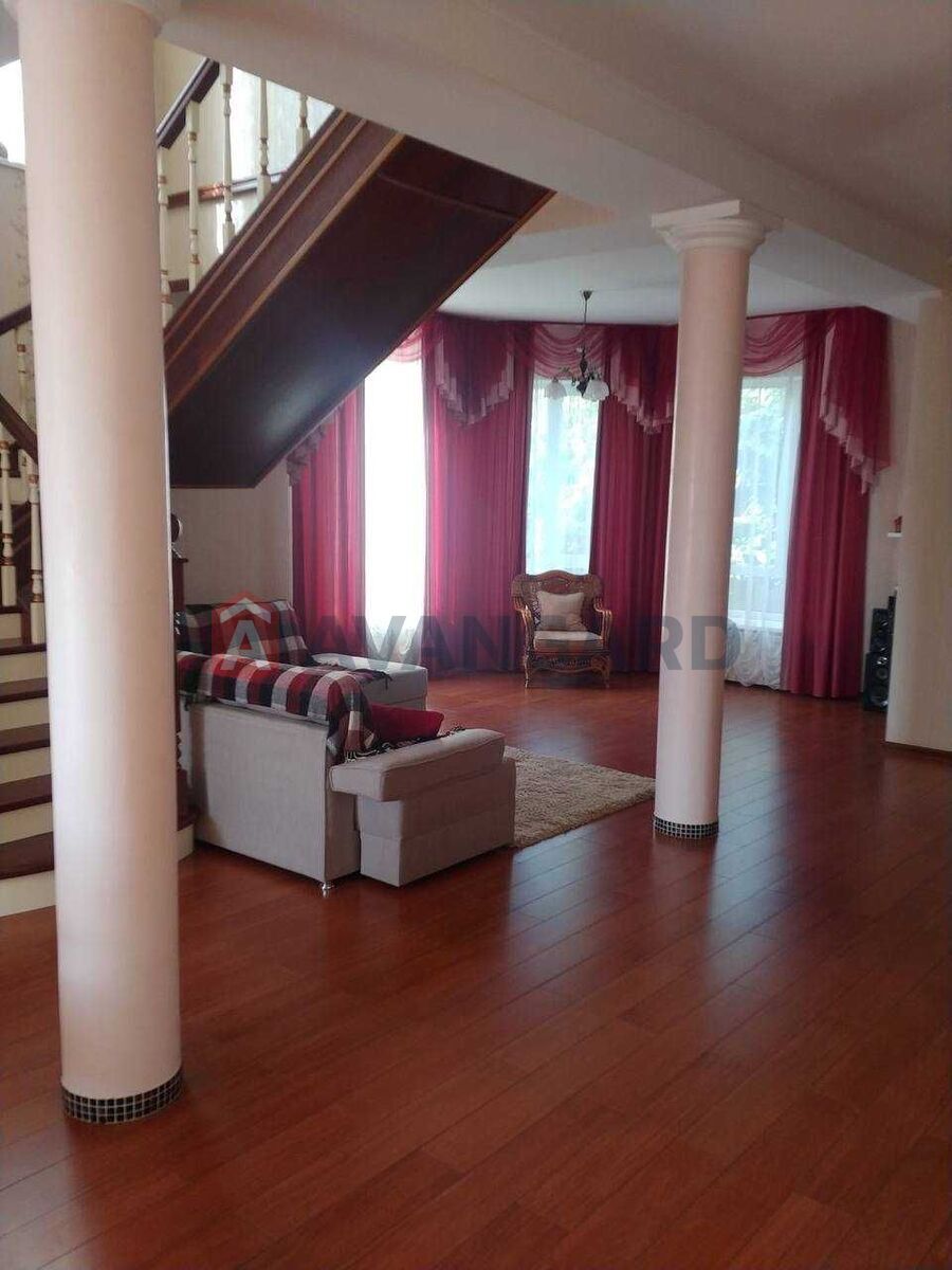 Будинок, 290 кв.м. фото 6 Будинок, 290 кв.м. фото 6