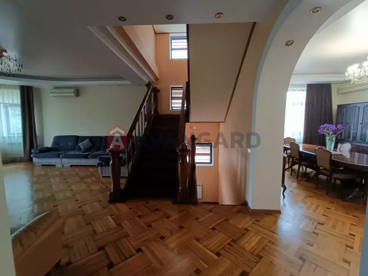 Дом, 380 кв.м. фото 3 Дом, 380 кв.м. фото 3