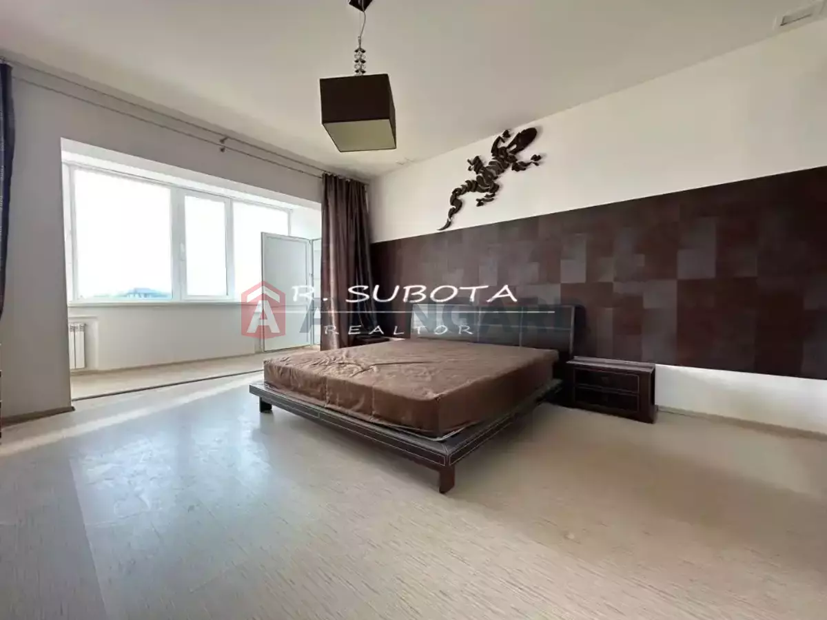 Будинок, 550 кв.м. фото 11 Будинок, 550 кв.м. фото 11