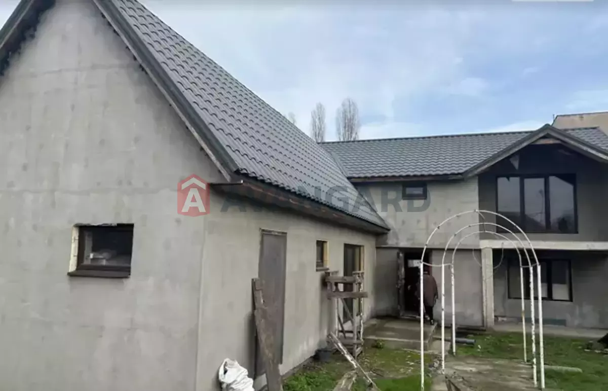 Будинок, 180 кв.м. фото 1 Будинок, 180 кв.м. фото 1