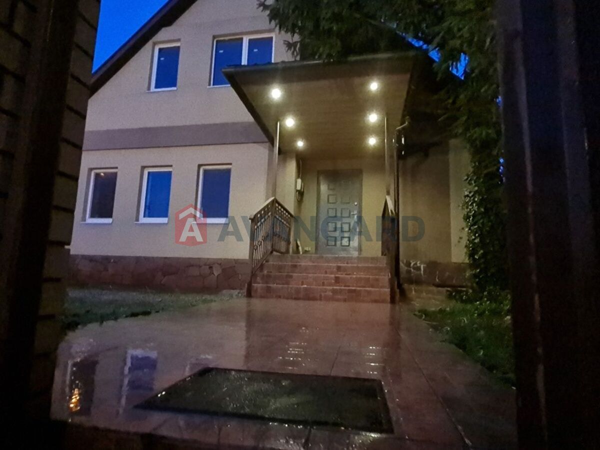 Будинок, 150 кв.м. фото 1 Будинок, 150 кв.м. фото 1