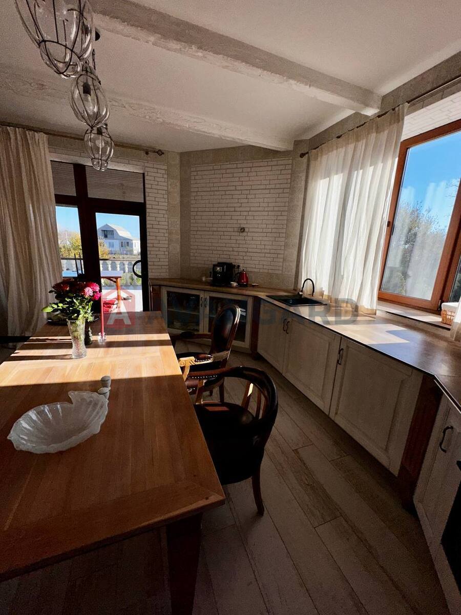 Будинок, 300 кв.м. фото 15 Будинок, 300 кв.м. фото 15