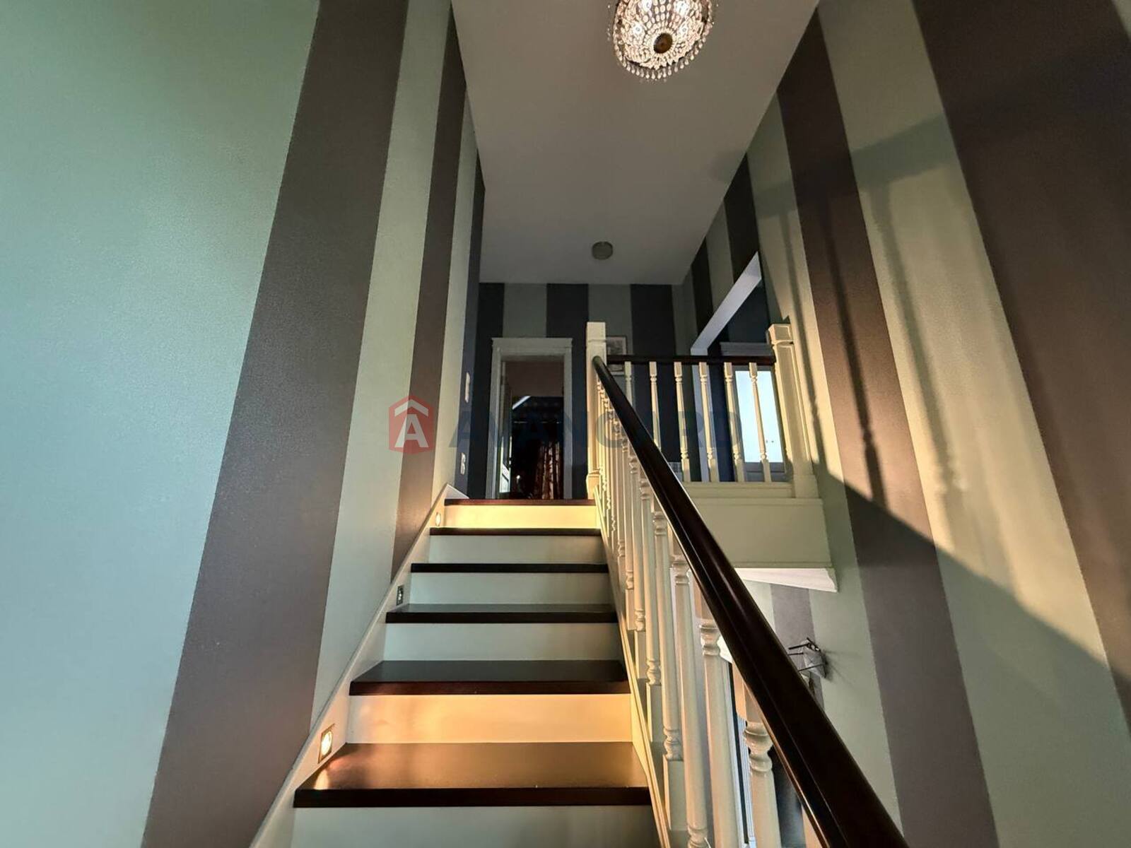 Будинок, 450 кв.м. фото 16 Будинок, 450 кв.м. фото 16