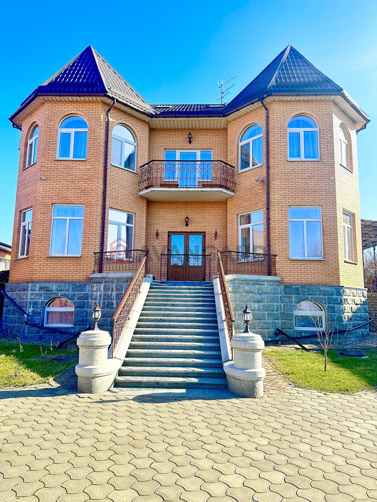 Дом, 472 кв.м. фото 2 Дом, 472 кв.м. фото 2