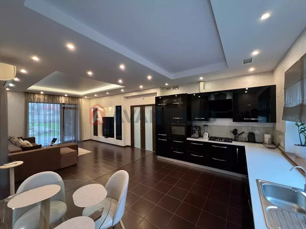 Будинок, 245 кв.м. фото 4 Будинок, 245 кв.м. фото 4