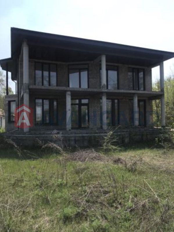 Будинок, 360 кв.м. фото 1 Будинок, 360 кв.м. фото 1