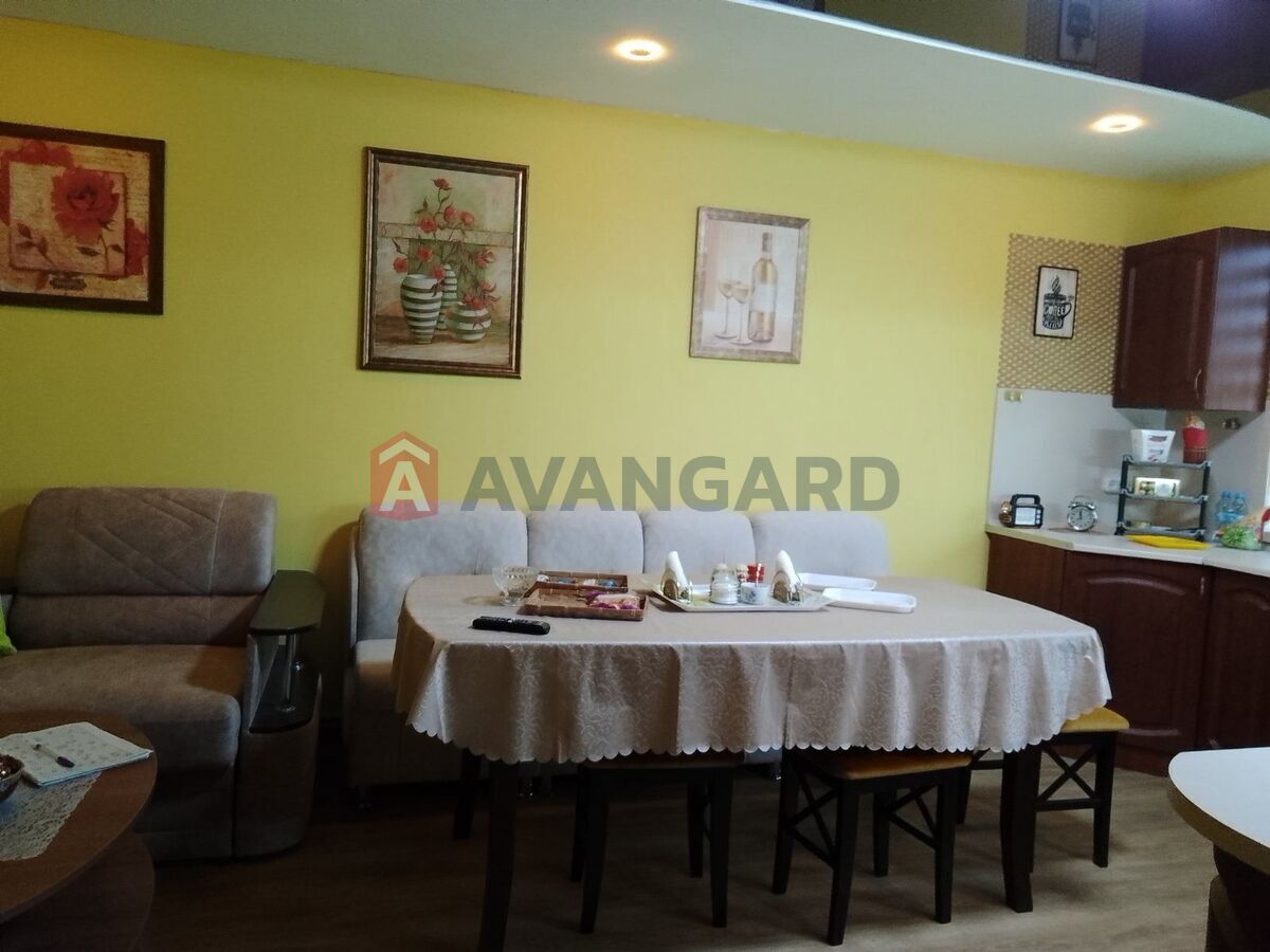 Будинок, 270 кв.м. фото 1 Будинок, 270 кв.м. фото 1