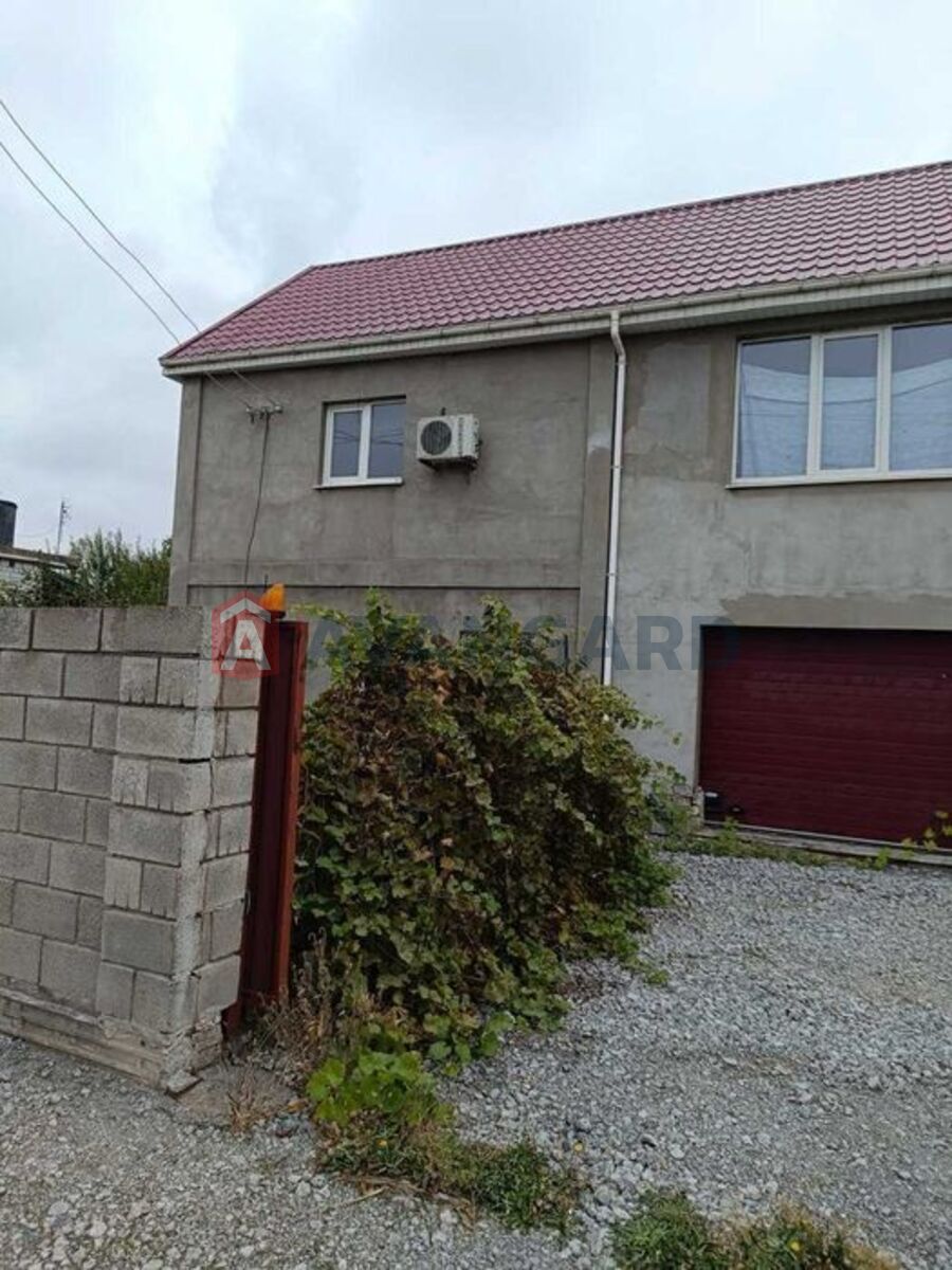 Будинок, 200 кв.м. фото 2 Будинок, 200 кв.м. фото 2