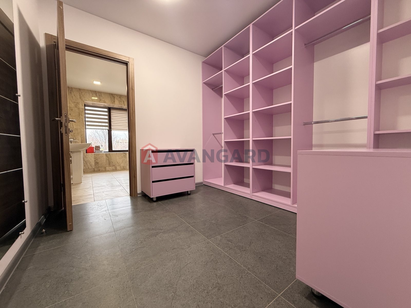 Дом, 700 кв.м. фото 8 Дом, 700 кв.м. фото 8