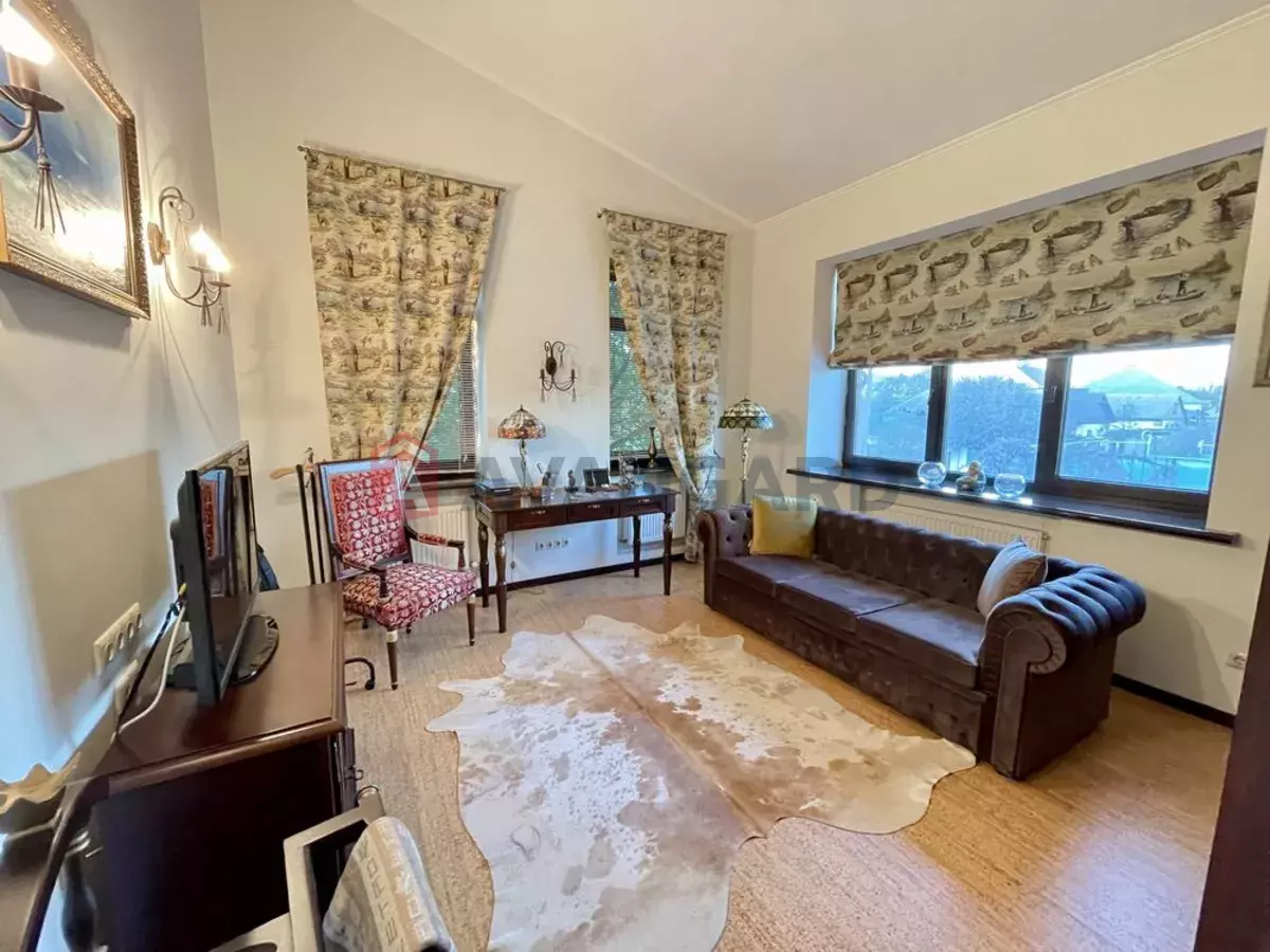 Будинок, 240 кв.м. фото 8 Будинок, 240 кв.м. фото 8