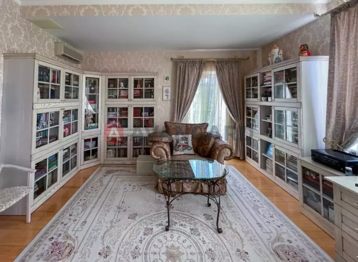 Будинок, 710 кв.м. фото 8 Будинок, 710 кв.м. фото 8