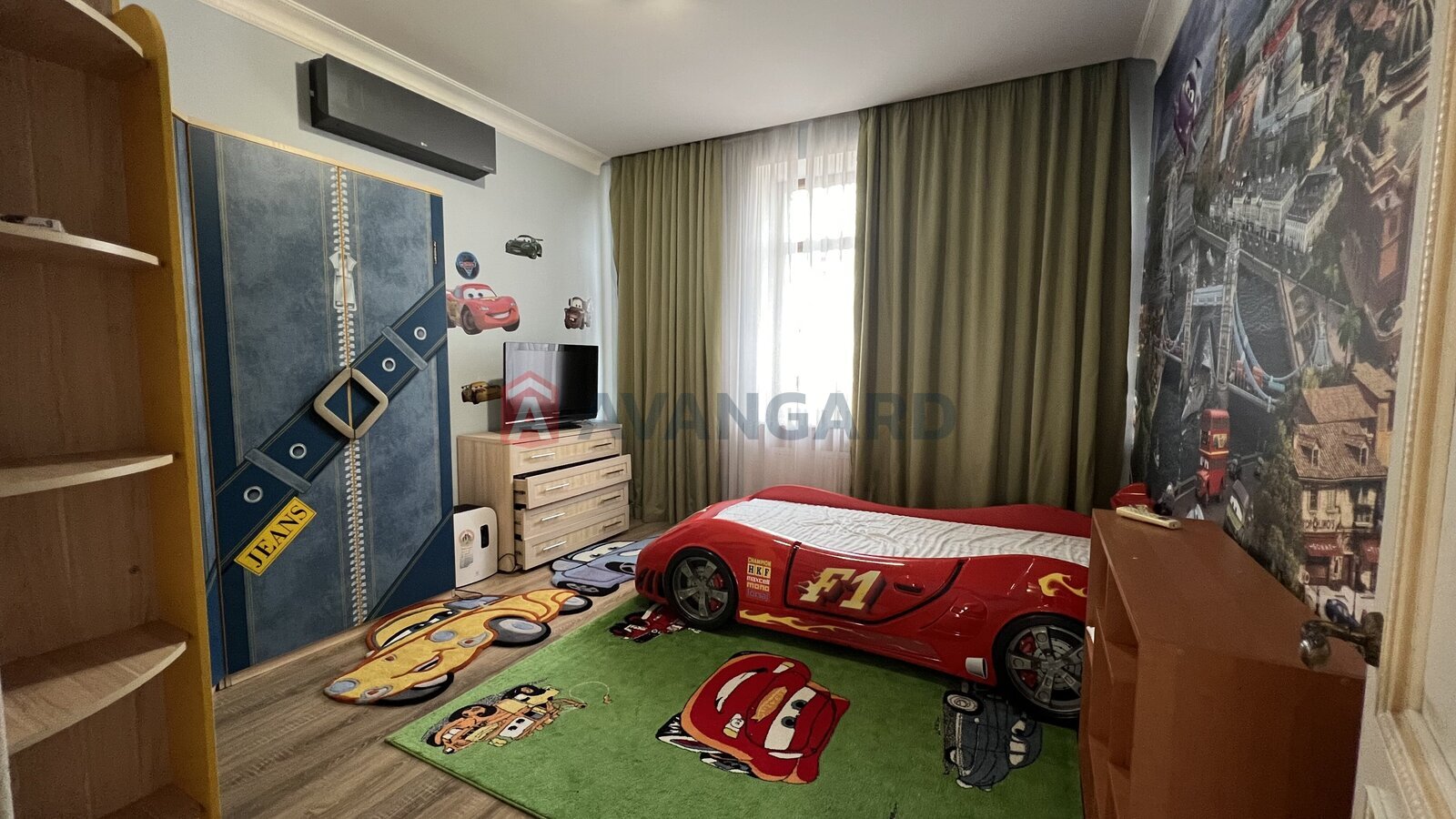 Будинок, 310 кв.м. фото 13 Будинок, 310 кв.м. фото 13