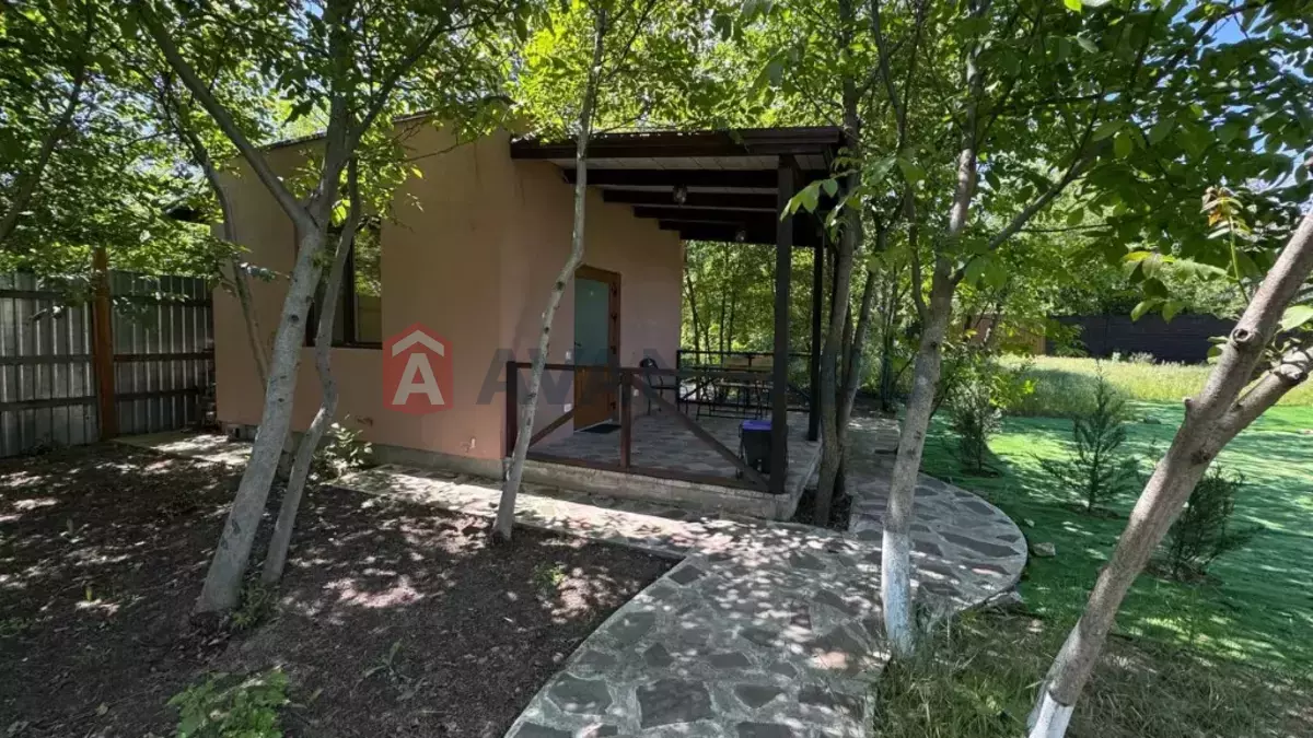 Готель, 100 кв.м. фото 3 Готель, 100 кв.м. фото 3