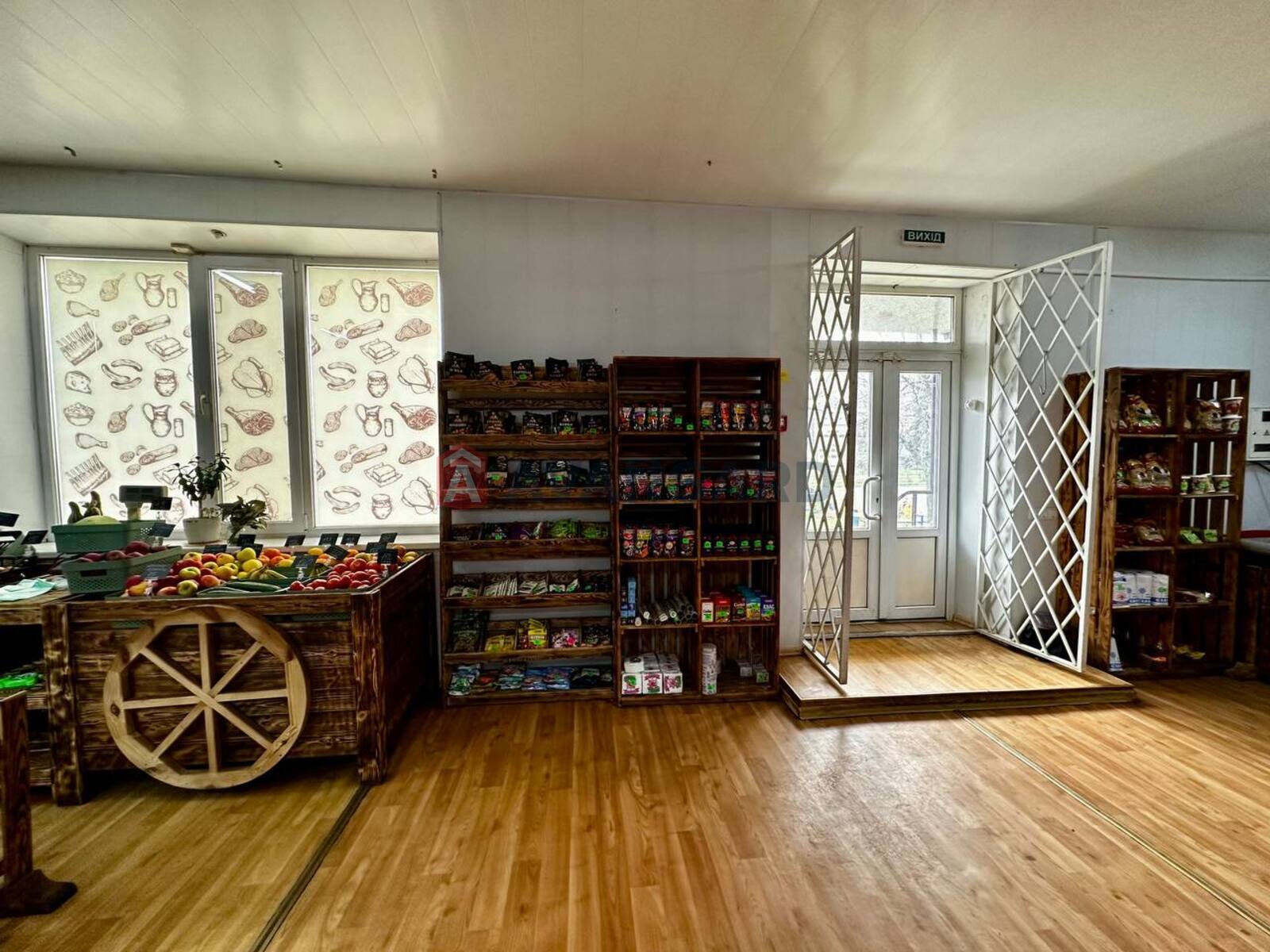 Торговая площадь, Кафе, бар, ресторан, 135 кв.м. фото 6 Торговая площадь, Кафе, бар, ресторан, 135 кв.м. фото 6