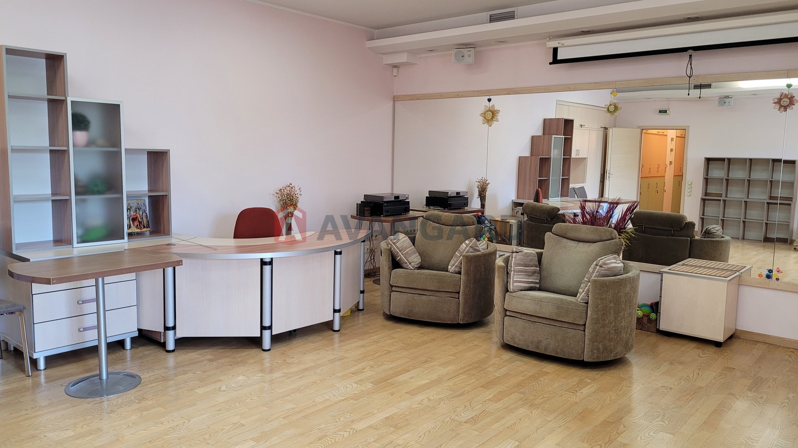 Сфера услуг, 211 кв.м. фото 1 Сфера услуг, 211 кв.м. фото 1