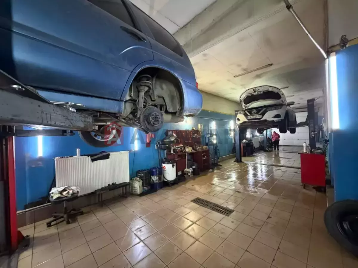 Сфера послуг, 300 кв.м. фото 4 Сфера послуг, 300 кв.м. фото 4