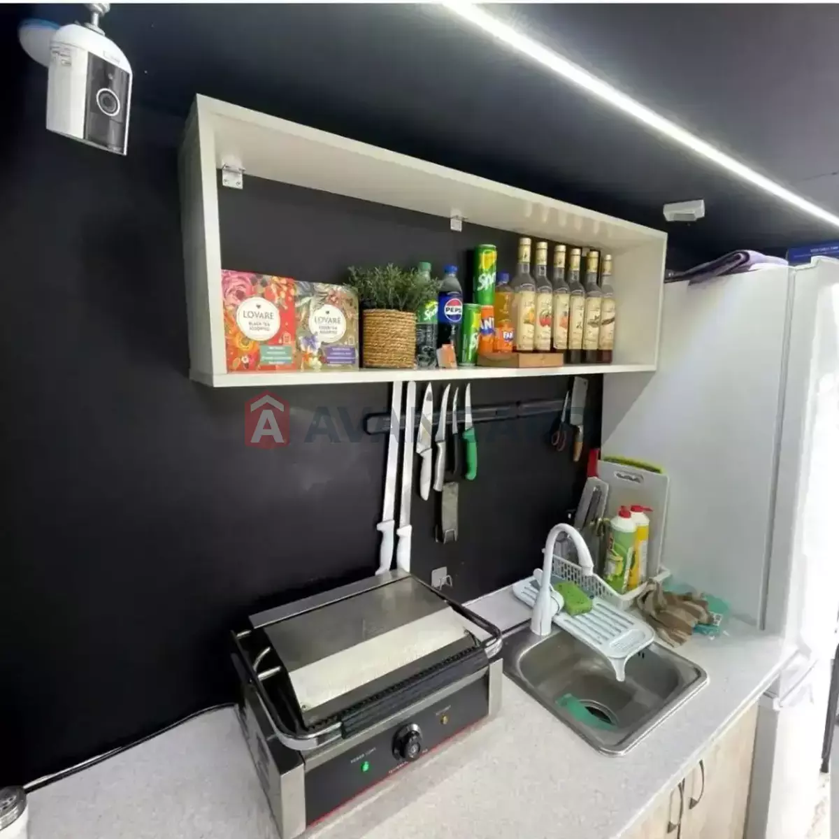 Торгівельна площа, 6 кв.м. фото 3 Торгівельна площа, 6 кв.м. фото 3