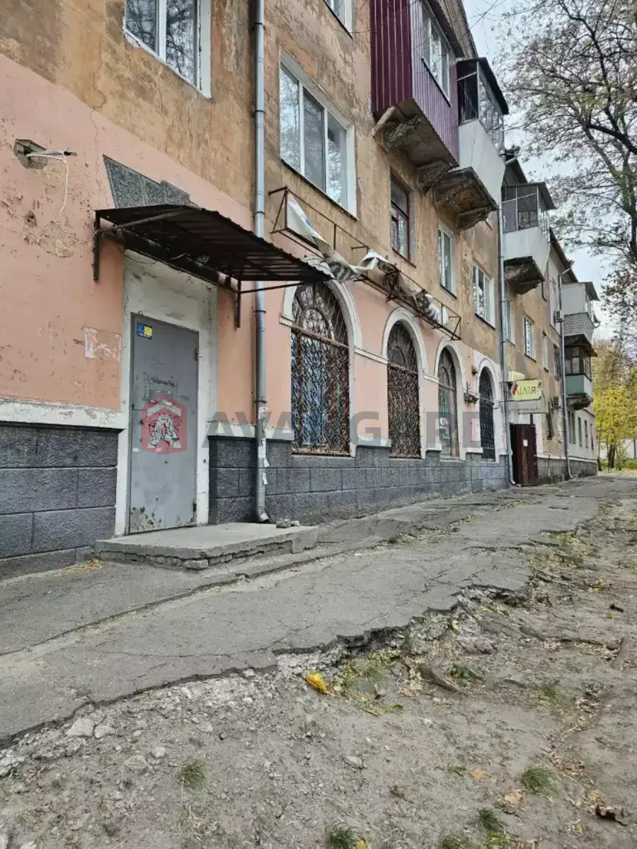 Торгівельна площа, 106 кв.м. фото 2 Торгівельна площа, 106 кв.м. фото 2