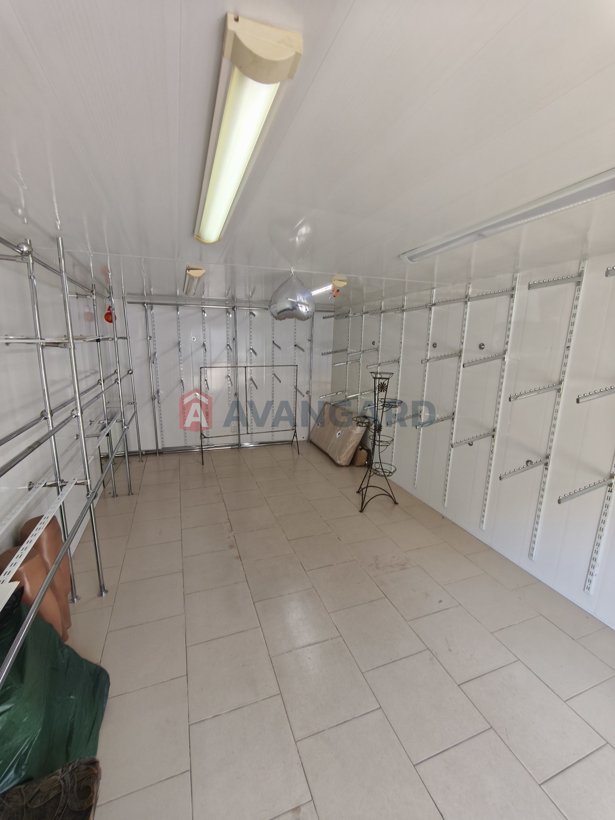 Торгівельна площа, Сфера послуг, 18 кв.м. фото 4 Торгівельна площа, Сфера послуг, 18 кв.м. фото 4