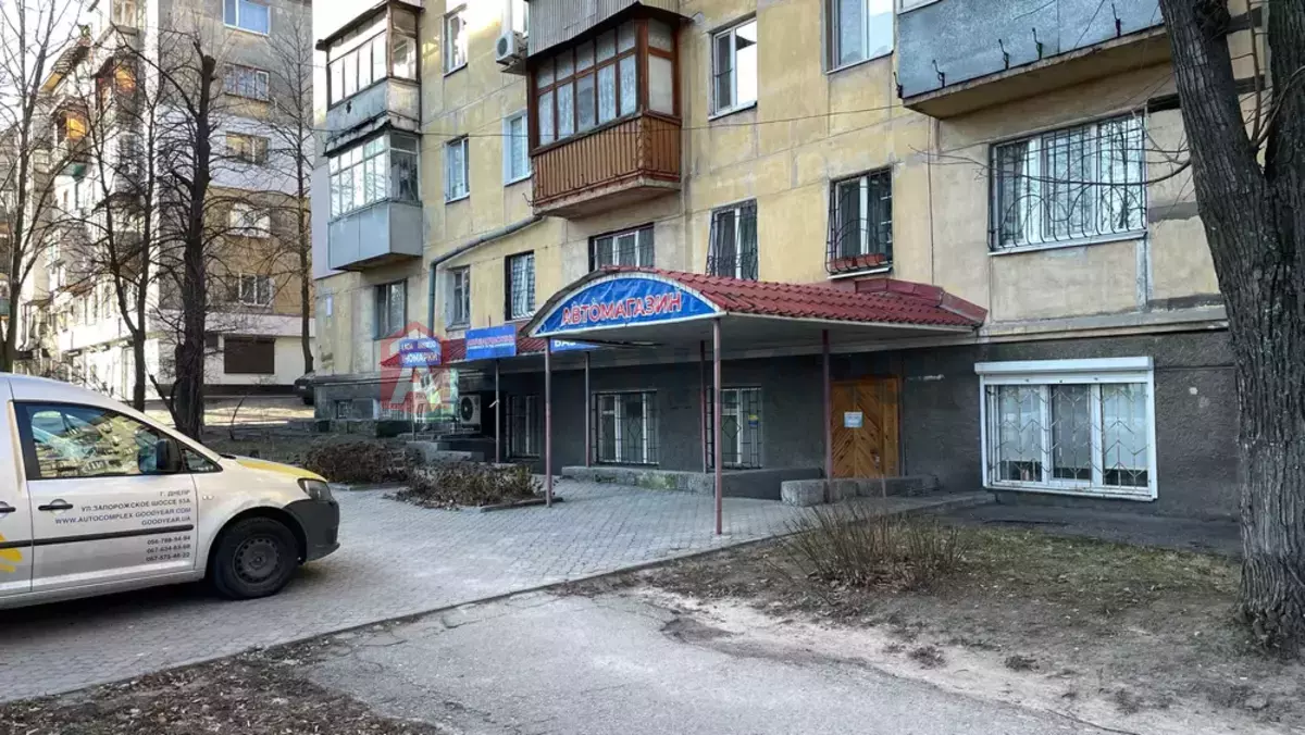 Торгівельна площа, 140 кв.м. фото 3 Торгівельна площа, 140 кв.м. фото 3