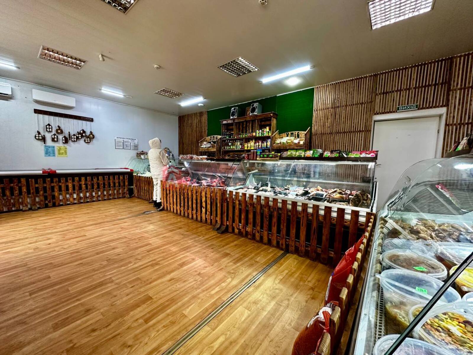 Торговая площадь, Кафе, бар, ресторан, 135 кв.м. фото 2 Торговая площадь, Кафе, бар, ресторан, 135 кв.м. фото 2