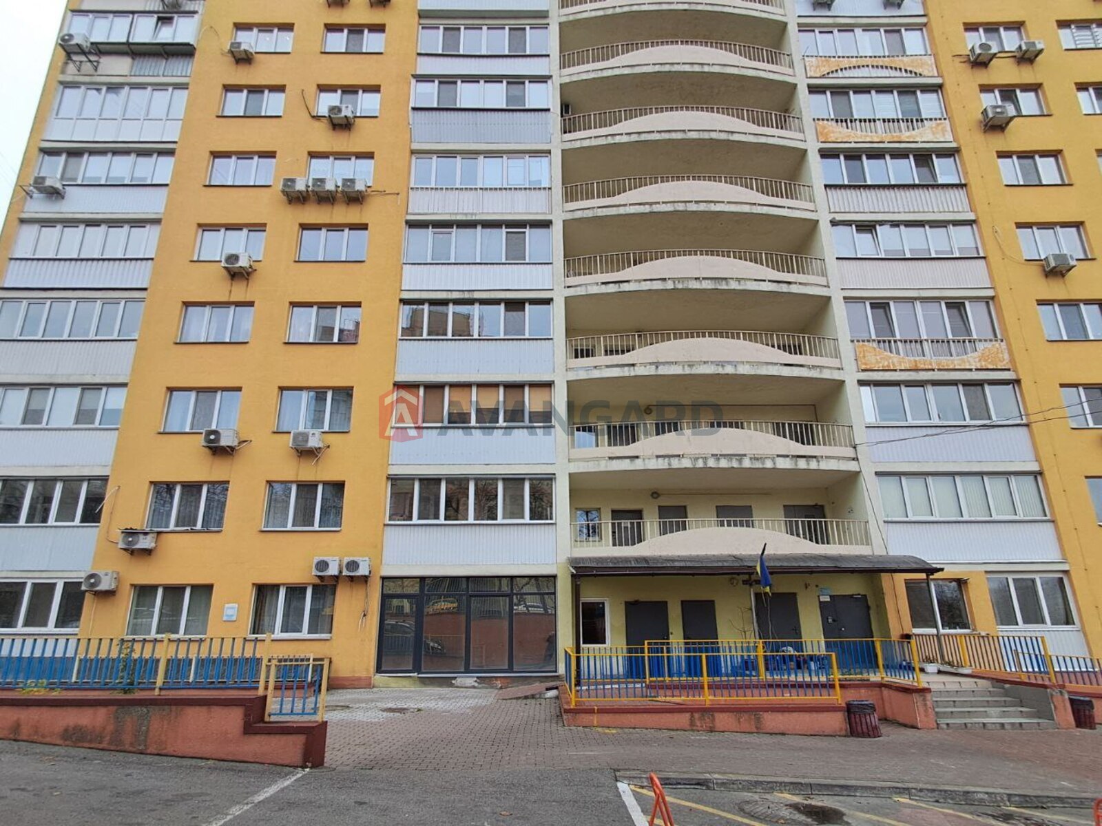 Сфера послуг, 60 кв.м. фото 1 Сфера послуг, 60 кв.м. фото 1