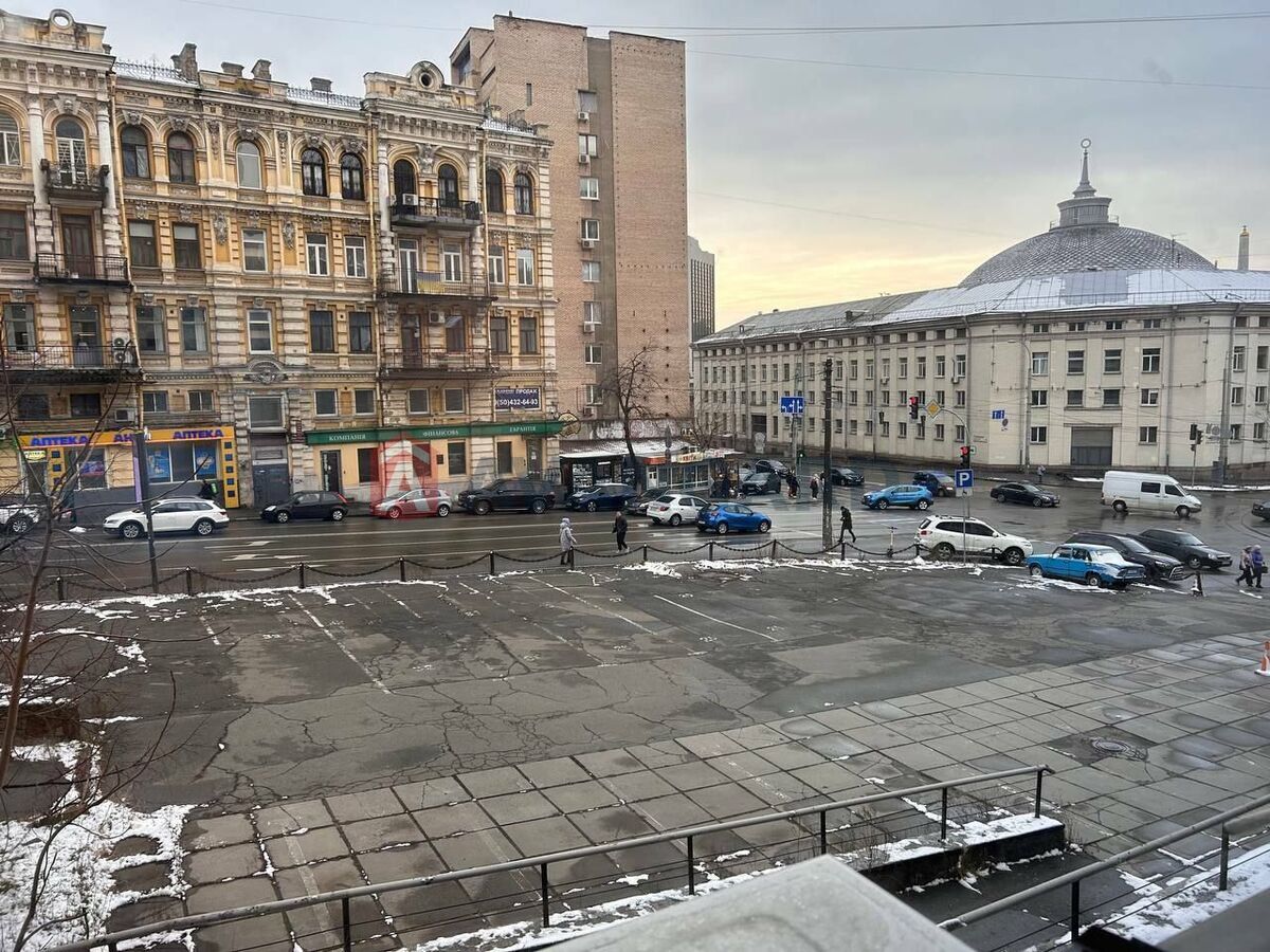 Торговая площадь, Сфера услуг, 1070 кв.м. фото 7 Торговая площадь, Сфера услуг, 1070 кв.м. фото 7