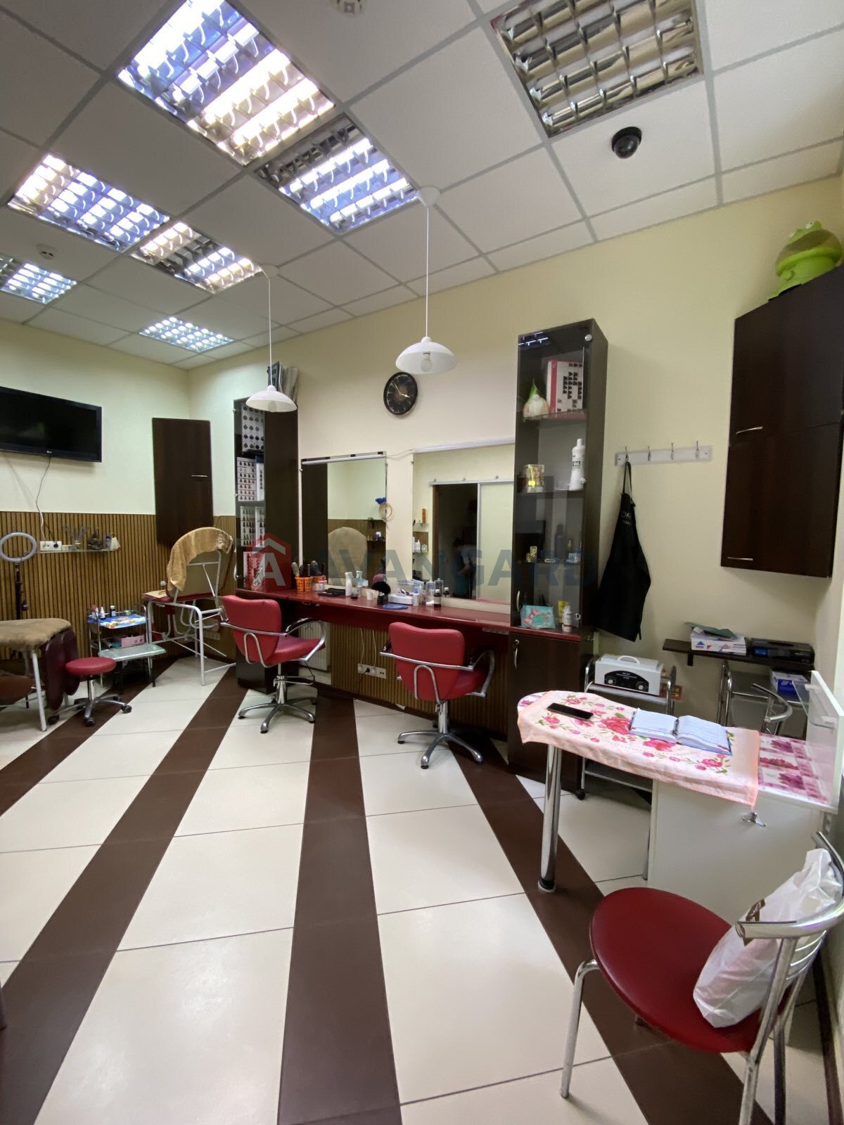 Сфера послуг, 26 кв.м. фото 2 Сфера послуг, 26 кв.м. фото 2