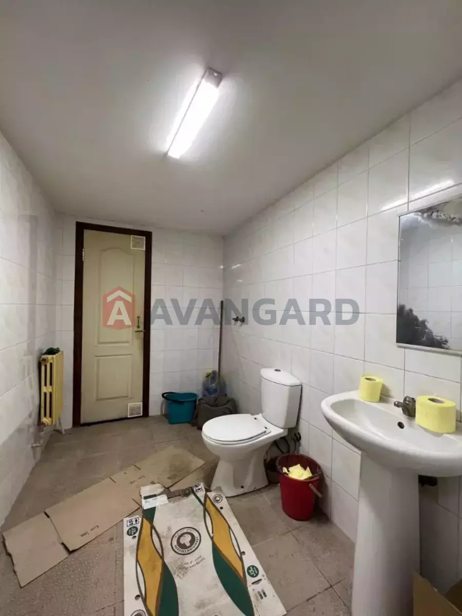 Торгівельна площа, 300 кв.м. фото 5 Торгівельна площа, 300 кв.м. фото 5