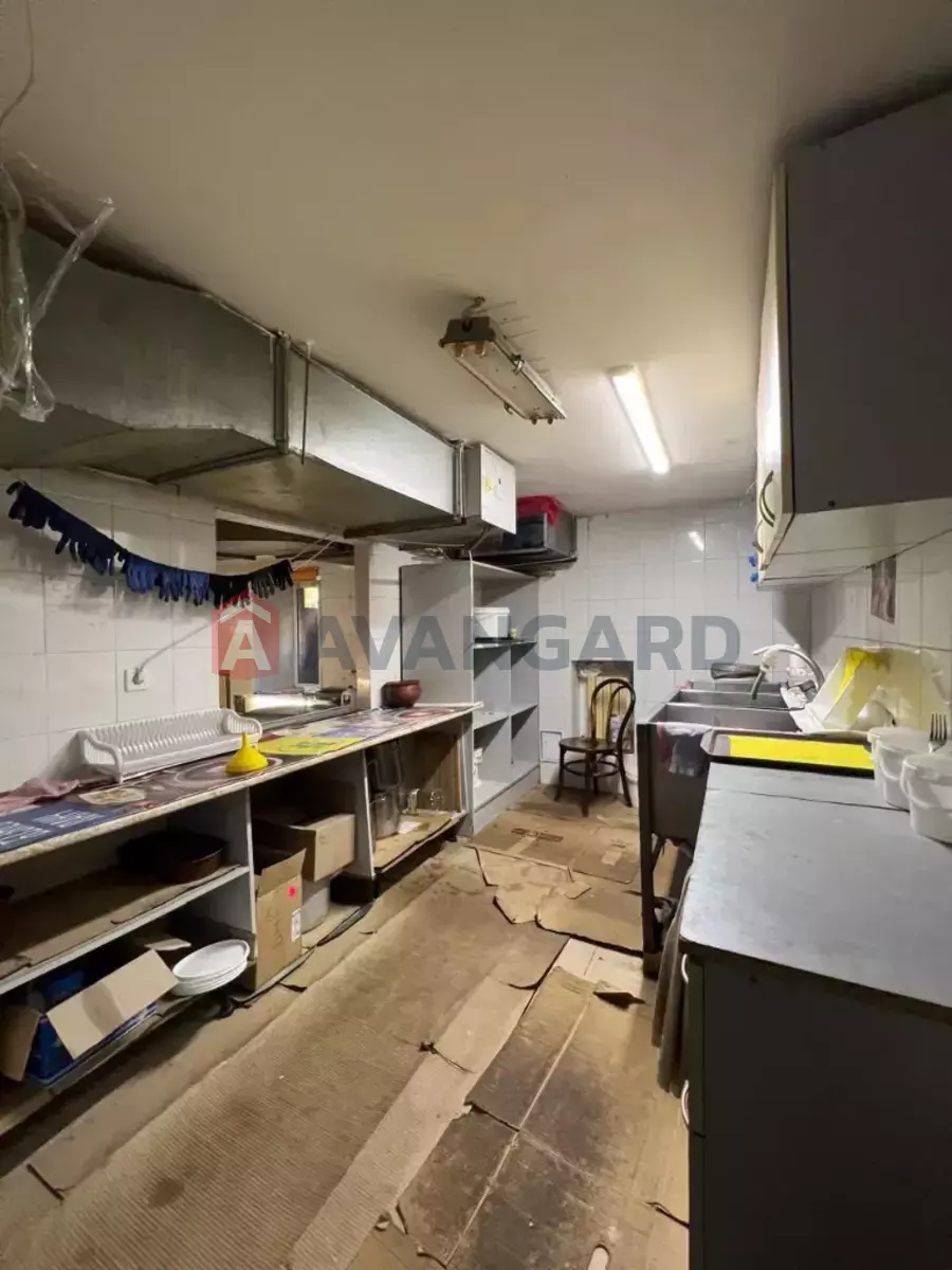 Торгівельна площа, 300 кв.м. фото 4 Торгівельна площа, 300 кв.м. фото 4