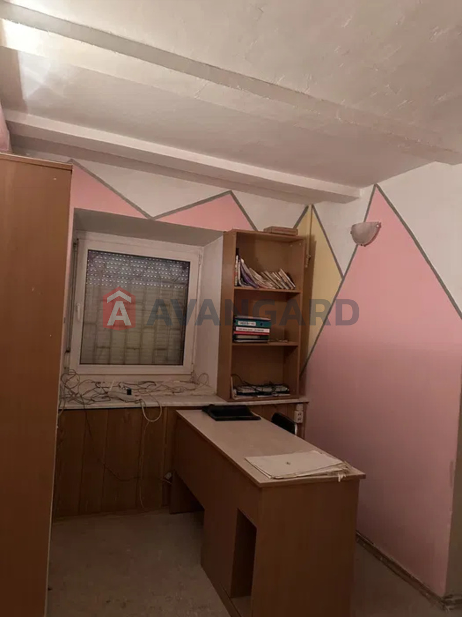 нежитлове приміщення в житловому будинку, 86 кв.м. фото 5 нежитлове приміщення в житловому будинку, 86 кв.м. фото 5