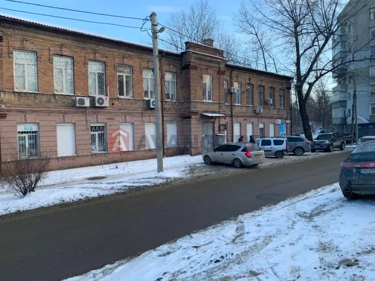 окремо стояча будівля, 1200 кв.м. фото 2 окремо стояча будівля, 1200 кв.м. фото 2