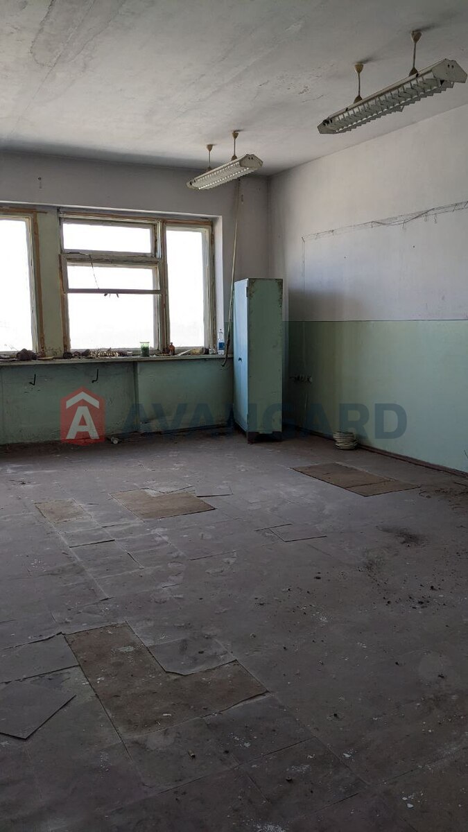 окремо стояча будівля, 5050 кв.м. фото 12 окремо стояча будівля, 5050 кв.м. фото 12