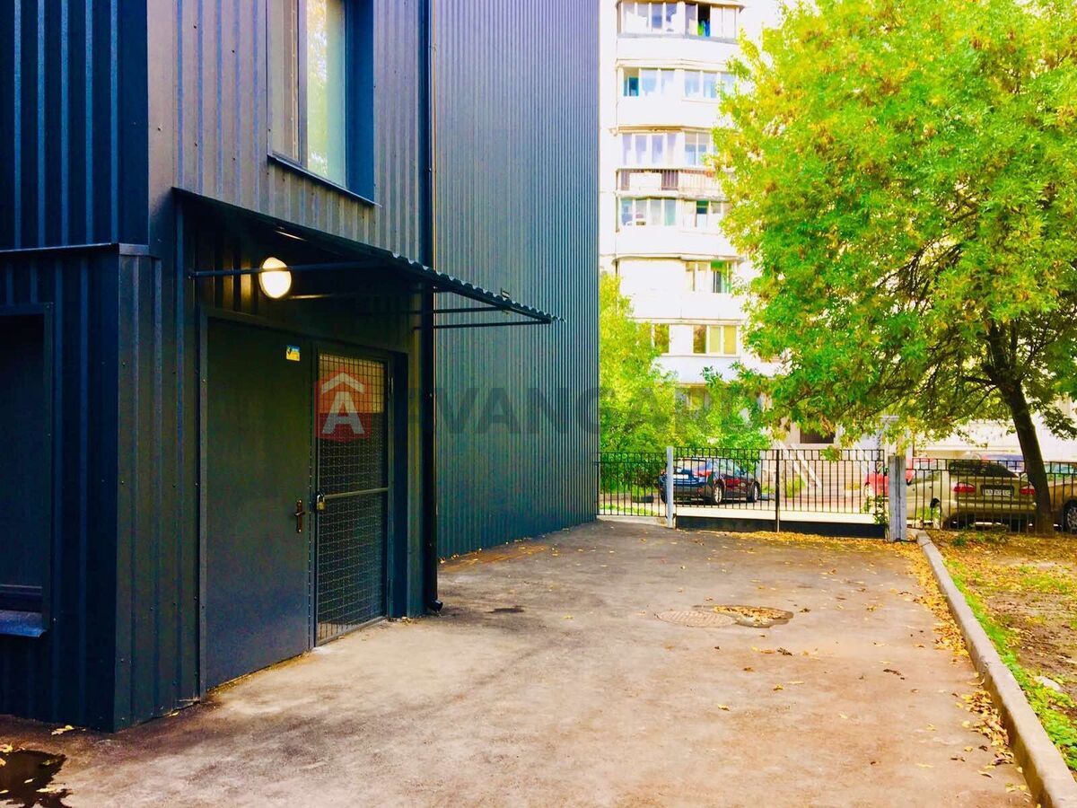 торгівельно-офісний центр, 125 кв.м. фото 4 торгівельно-офісний центр, 125 кв.м. фото 4