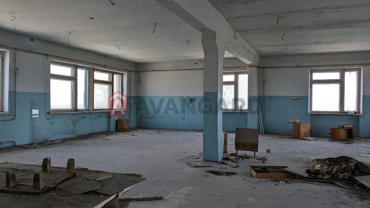 окремо стояча будівля, 5050 кв.м. фото 2 окремо стояча будівля, 5050 кв.м. фото 2