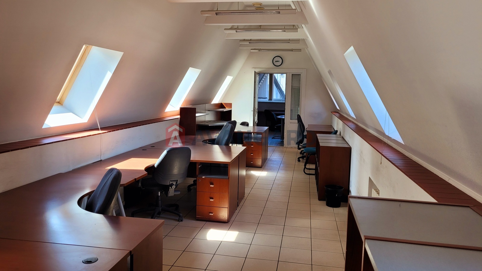 админістративна будівля, 84 кв.м. фото 5 админістративна будівля, 84 кв.м. фото 5