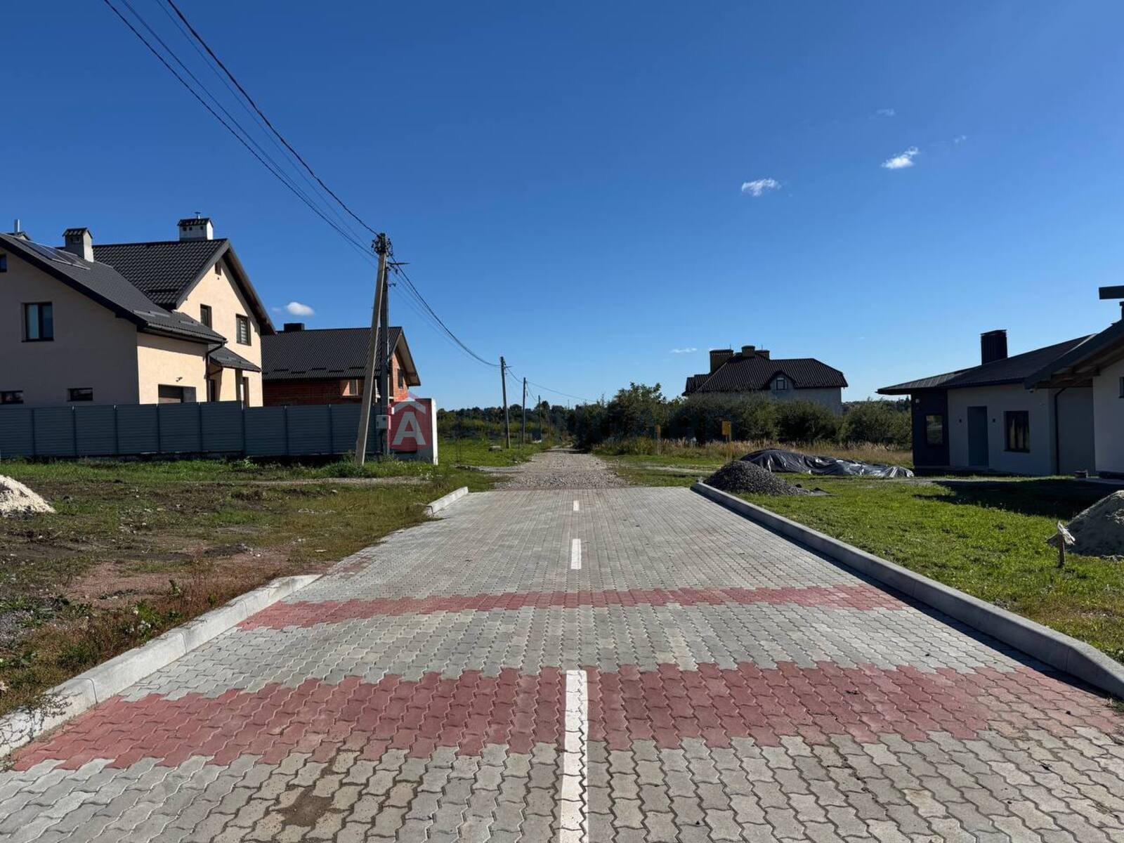 Земельна ділянка фото 1 Земельна ділянка фото 1